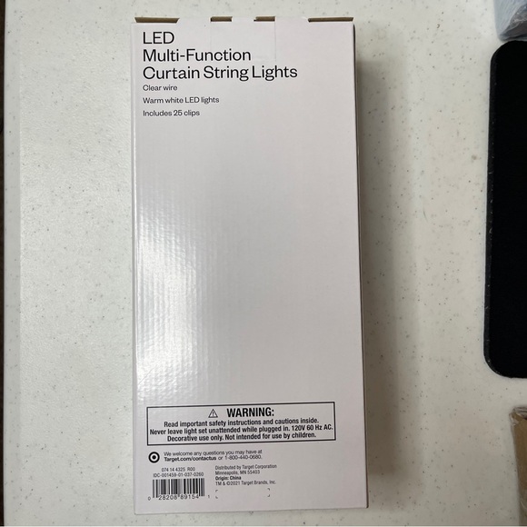 NIB ROOM‎ ESSENTIALS LED Curtain Lights - Picture 6 of 9